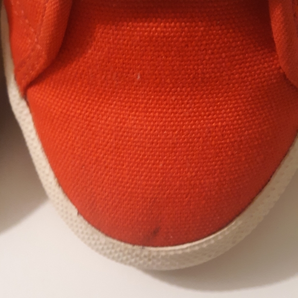 Red Seavees by Gap - Picture 3 of 3